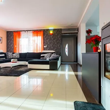 Vila Holiday Klaric ****