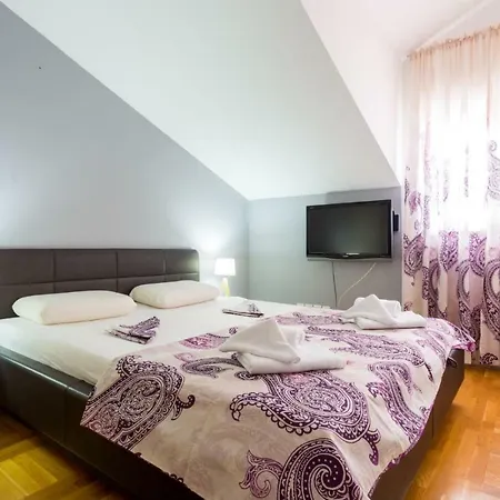 Holiday Klaric **** Vila